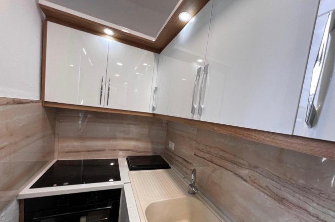Tirane, jepet me qera apartament 2+1 Kati 4, 67 m² 50.000 € (Ring Center, Zogu Zi)