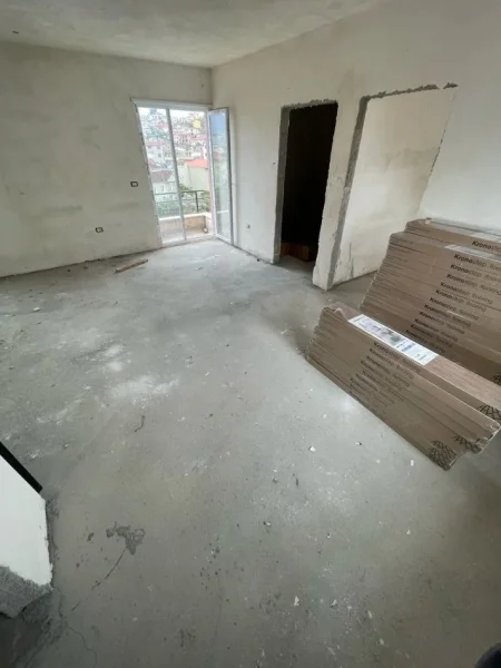 Tirane, shitet apartament 2+1+Ballkon Kati 7, 76 m² 102.000 € (Selite)