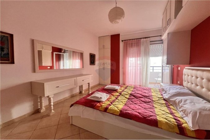 Vlore, shitet apartament 1+1+Ballkon , 78 m² 108.000 € (Blv.Ismail Qemali)