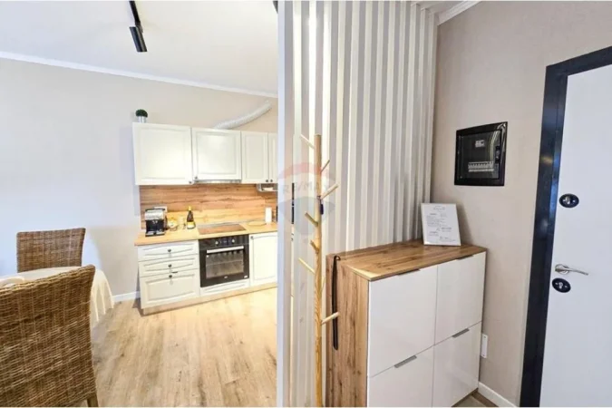 Tirane, shitet apartament 1+1 Kati 2, 74 m² 140.000 € 