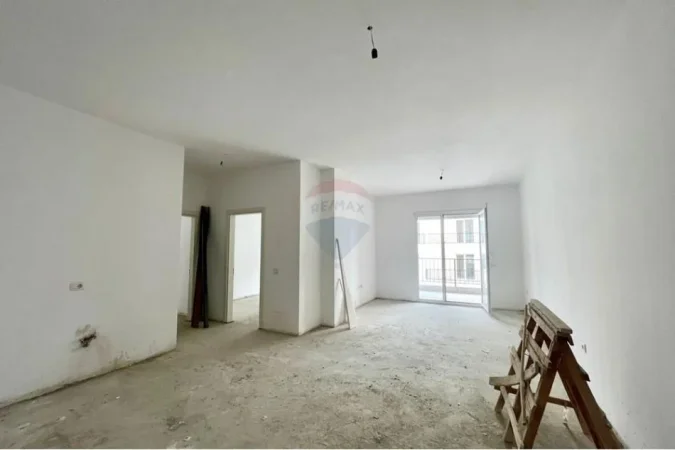 Tirane, shitet apartament 2+1+Ballkon Kati 7, 128 m² 115.000 € (Kamez)