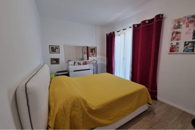 Tirane, shitet apartament 2+1 Kati 7, 87 m² 106.000 € (Univers City)