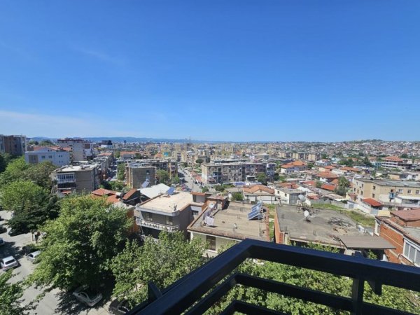 Tirane, jepet me qera apartament 1+1 Kati 5, 62 m² 450 € (komisariatit nr 4)