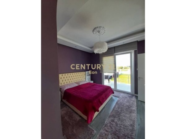 Durres, jepet me qera Vile 3+1 Kati 2, 400 m² 800 € 
