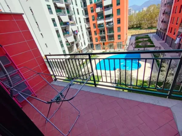 Tirane, jepet me qera apartament 2+1+Aneks+Ballkon Kati 3, 110 m² 750 € (astir)
