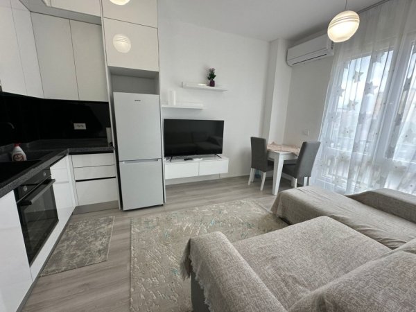 Tirane, jepet me qera 1+1 Kati 4, 60 m² 450 € (xhanfize keko)