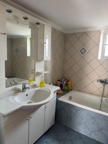 Tirane, jepet me qera apartament 2+1+Aneks+Ballkon Kati 2, 110 m² 450 € (selite)