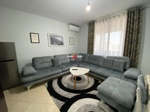Tirane, shitet apartament 1+1 , 66 m² 105.000 € 