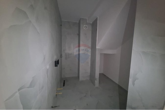 Tirane, jepet me qera Vile , 374 m² 1.500 € (Aba Residence)