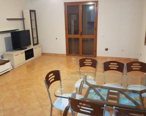 Tirane, jepet me qera apartament 2+1+BLK Kati 1, 100 m² 460 Euro (rrapo hekali)