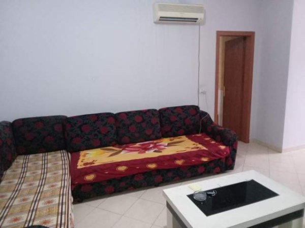 Tirane, jepet me qera apartament Kati 6, 98 m² 300 Euro (MUHAMET DELIU)