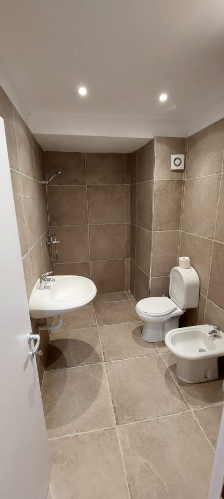 Tirane, shitet apartament 1+1+A+BLK Kati 3, 67 m² 70.000 Euro (Xhamia Xhura)