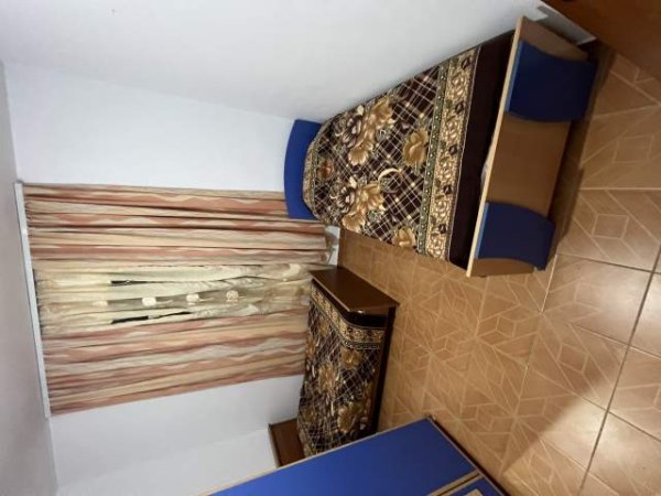 Tirane, jepet me qera apartament 2+1+BLK Kati 2, 90 m² 38.000 Leke (Gjergj legisi perball shkolles aleks buda)