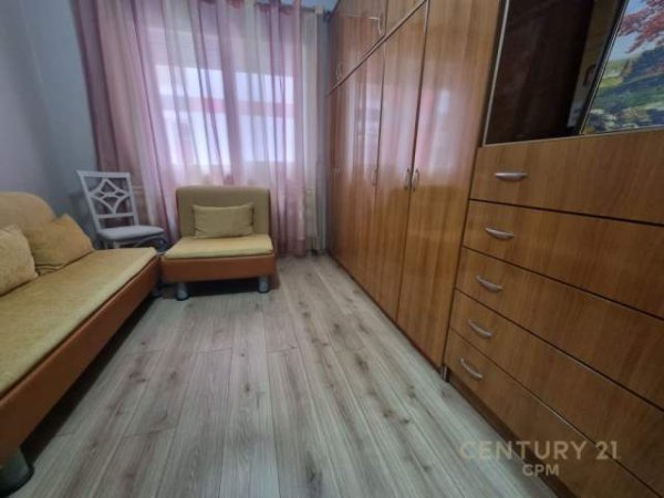 Shqiperi, jepet me qera apartament 2+1+BLK Kati 1, 101 m² 700 Euro (Kopshti Zoologjik)