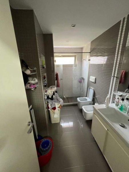 Tirane, jepet me qera apartament 1+1+A+BLK Kati 2, 60 m² 400 Euro (Tish Dahija)