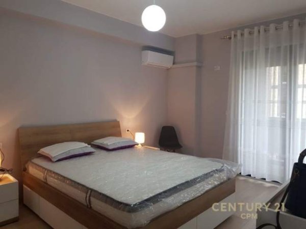 Tirane, jepet me qera apartament 1+1+BLK Kati 5, 65 m² 450 Euro (Rruga Jordan Misja)