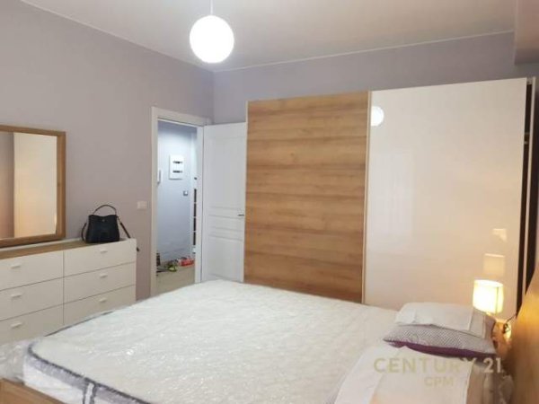 Tirane, jepet me qera apartament 1+1+BLK Kati 5, 65 m² 450 Euro (Rruga Jordan Misja)