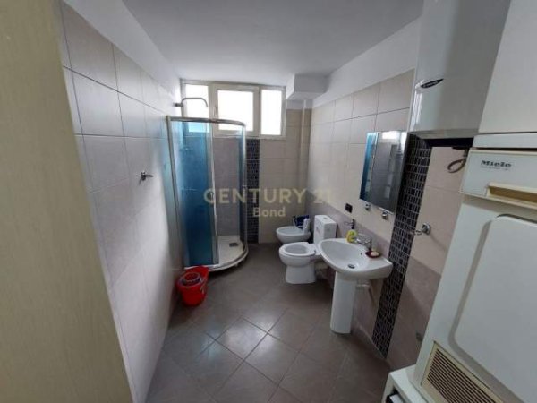 Tirane, jap me qera apartament 2+1+BLK Kati 2, 100 m² 400 Euro (Thanas Ziko)