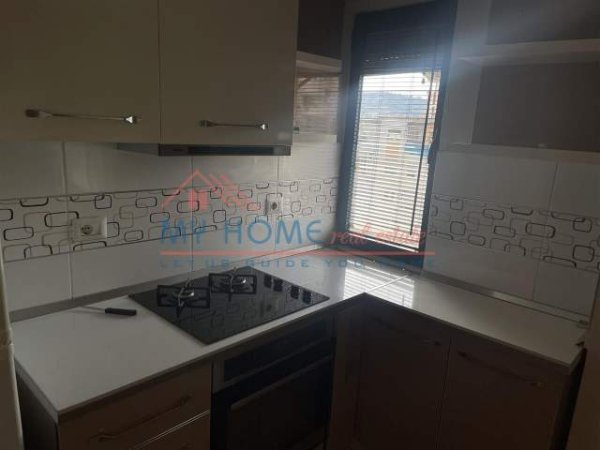 Tirane, jepet me qera apartament 2+1+BLK Kati 5, 100 m² 500 Euro (myslym shyri)