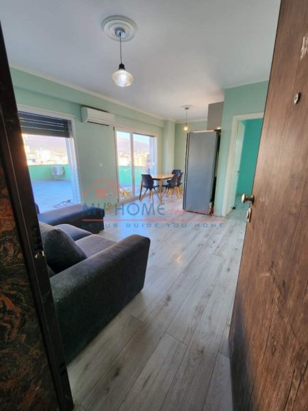 Tirane, jepet me qera apartament Kati 7, 50 m² 500 Euro (qender)