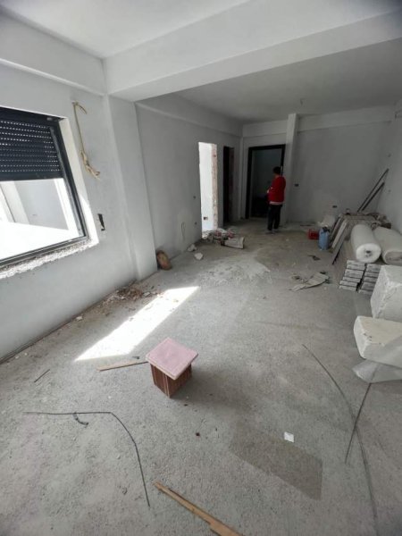 Tirane, shitet apartament 1+1+BLK Kati 3, 62 m² 85.000 Euro (KODRA E DIELLIT 1)