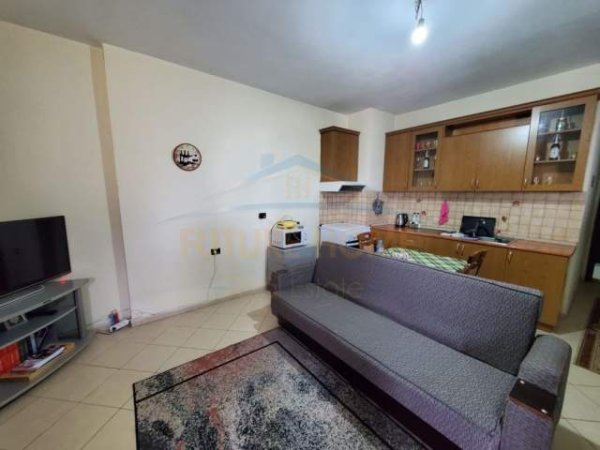 Tirane, shitet apartament 1+1+BLK Kati 7, 58 m² 80.500 Euro (Rruga e Kavajes)