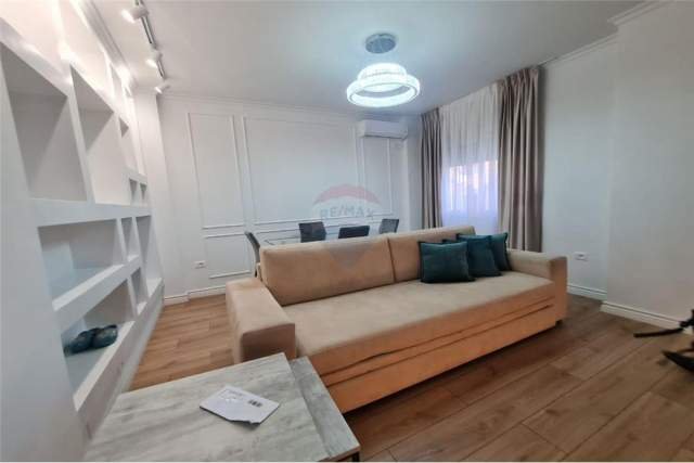 Tirane, jepet me qera apartament 2+1+A Kati 2, 110 m² 750 Euro (Myslym Shyri)