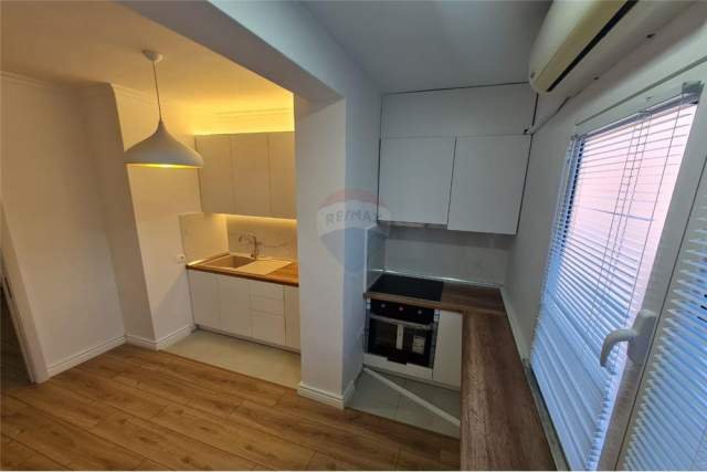 Tirane, jepet me qera apartament 2+1+A Kati 2, 110 m² 750 Euro (Myslym Shyri)