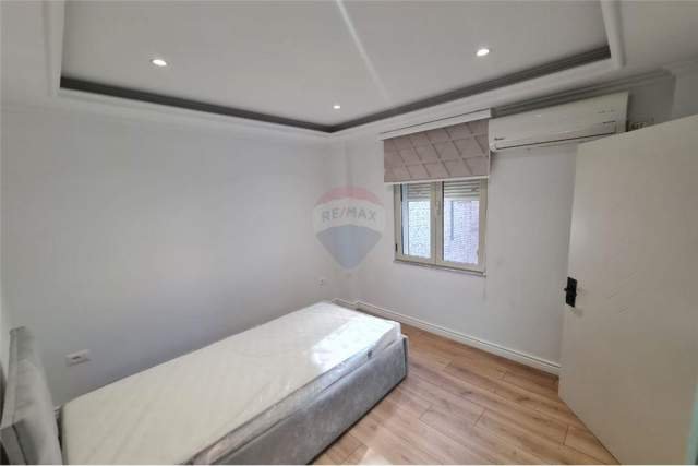 Tirane, jepet me qera apartament Kati 2, 110 m² 750 Euro (myslym shyre)