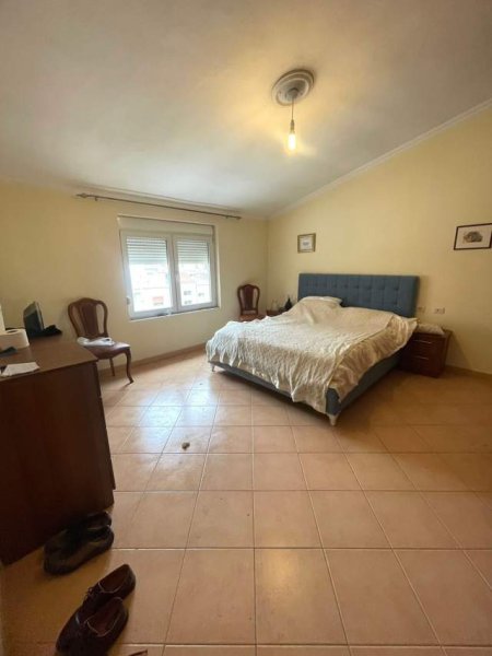 Tirane, jepet me qera apartament 2+1+BLK Kati 3, 97 m² 300 Euro (SELITE)