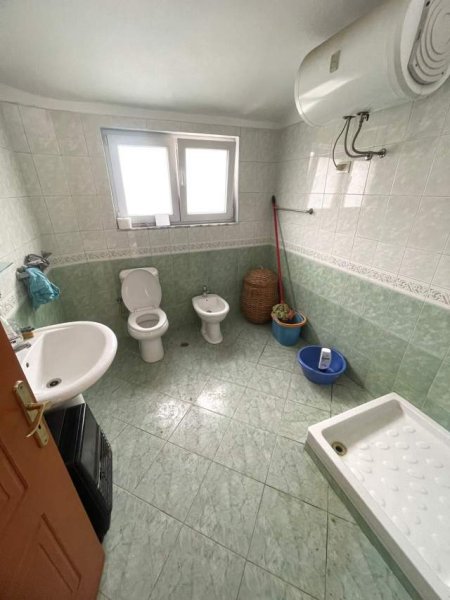 Tirane, jepet me qera apartament 2+1+BLK Kati 3, 97 m² 300 Euro (SELITE)