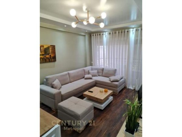 Tirane, jap me qera apartament 2+1+BLK Kati 2, 76 m² 800 Euro (TEG)