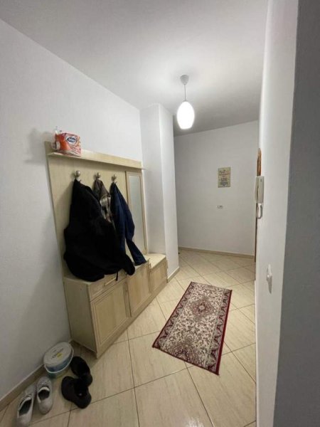 Tirane, jepet me qera apartament 2+1 Kati 2, 100 m² 450 Euro (Don Bosko)