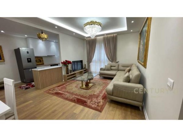 Tirane, jepet me qera apartament 1+1+BLK Kati 1, 76 m² 700 Euro (Liqen i Thate)
