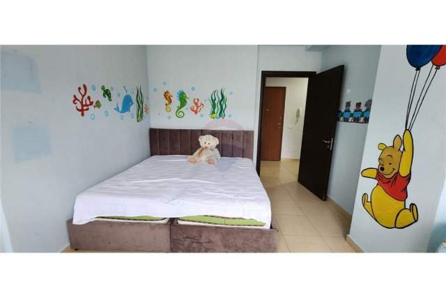 Tirane, jepet me qera apartament 90 m² 500 Euro (komuna e parisit)