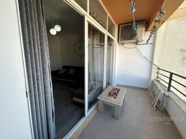 Tirane, jepet me qera apartament 2+1 Kati 8, 80 m² 450 € (Kompleksi Fratari)