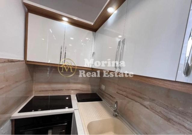 Tirane, jepet me qera apartament 2+1 Kati 4, 75 m² 500 € (Zogu i Zi)