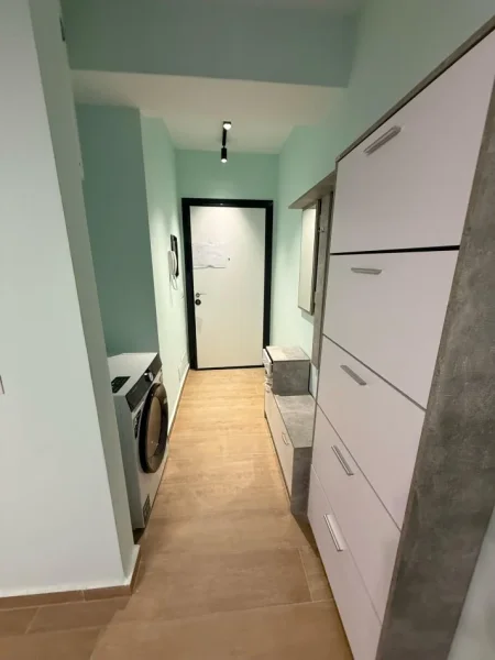Tirane, jepet me qera apartament 1+1+Ballkon Kati 2, 68 m² 500 € (Kodra e Diellit)