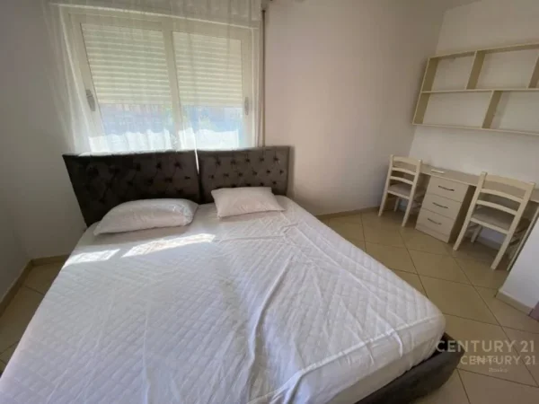 Tirane, shes apartament 3+1+Ballkon Kati 2, 134 m² 255.000 € (Bulevardi i Ri)