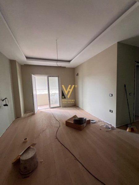 Tirane, shitet apartament 1+1+Ballkon Kati 7, 58 m² 168.000 € (RRUGA E BOGDANEVE)