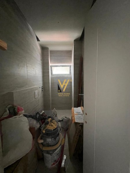 Tirane, shitet apartament 1+1+Ballkon Kati 7, 58 m² 168.000 € (RRUGA E BOGDANEVE)