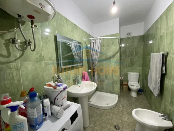 Tirane, shitet apartament 1+1 Kati 8, 66 m² 105.000 € (Misto Mame)