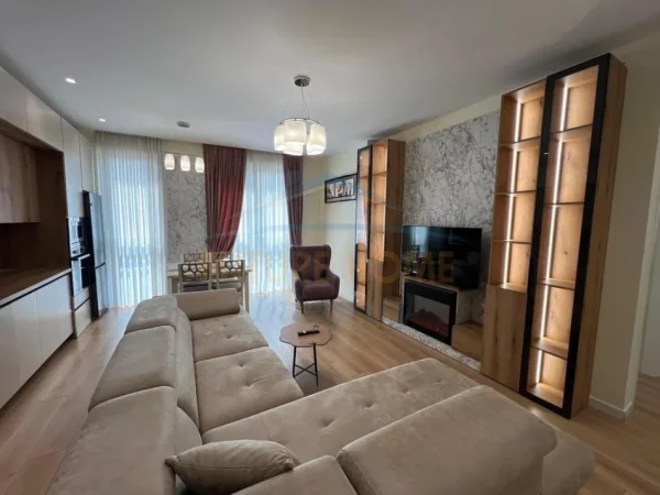Tirane, jepet me qera apartament 2+1 Kati 3, 101 m² 800 € (Ferit Xhajko,Tirane)