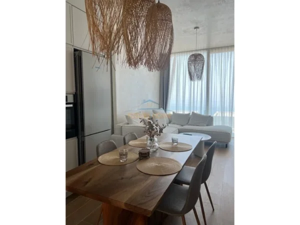 Dhermi - Palase, shitet apartament 2+1+POST PARKIMI , 91 m² 550.000 € (GREEN COAST RESORT)