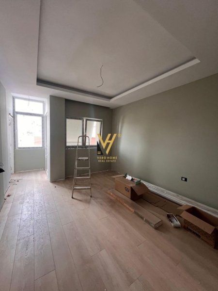 Tirane, shitet apartament 1+1+Ballkon Kati 7, 62 m² 179.800 € (RRUGA BOGDANEVE)