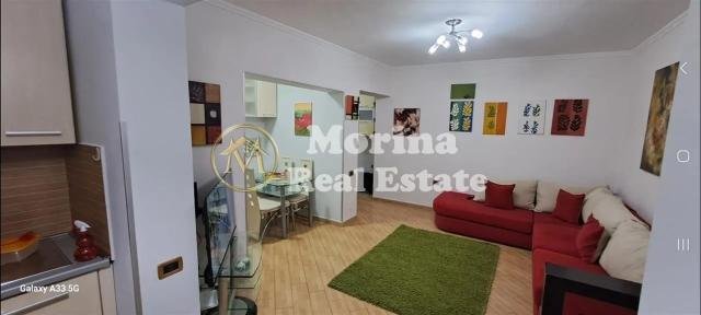 Tirane, jepet me qera apartament 1+1 Kati 4, 60 m² 500 € (Rruga Elbasanit)