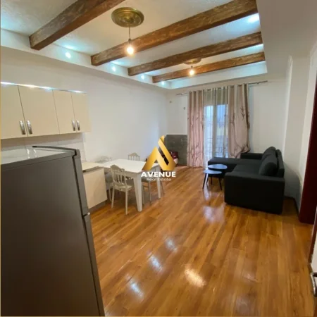 Tirane, jepet me qera apartament 1+1+Ballkon Kati 8, 70 m² 420 € (sokrat miho) Astir, Tirane