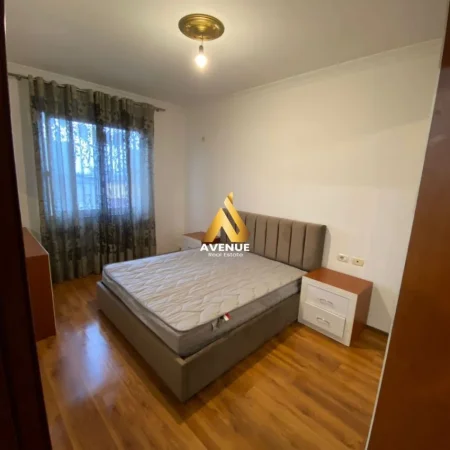 Tirane, jepet me qera apartament 1+1+Ballkon Kati 8, 70 m² 420 € (sokrat miho) Astir, Tirane