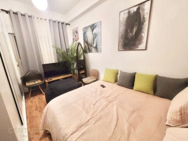 Tirane, shitet apartament 2+1+Ballkon Kati 8, 82 m² 129.000 € (Rezidenca Mangalem)