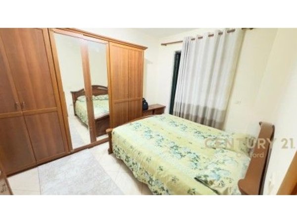 Tirane, shes apartament 1+1+Ballkon Kati 10, 68 m² 145.000 € (KOMPLEKSI “USLUGA”)